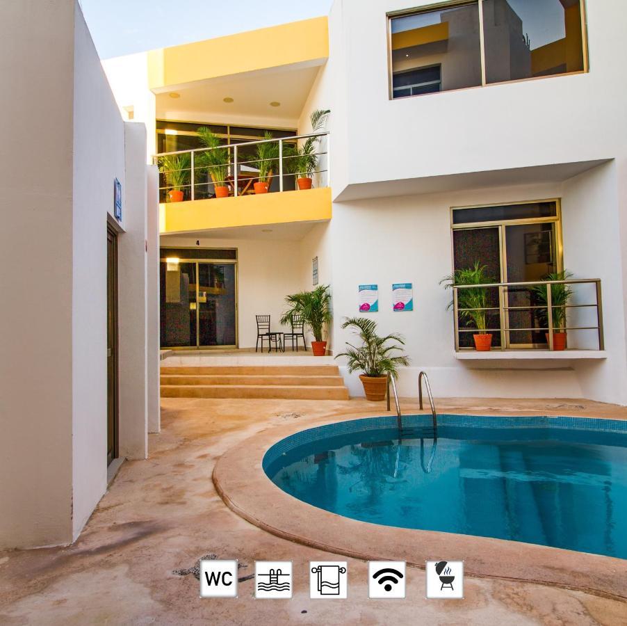 Sunset Isla Mujeres Aparthotel Exterior photo