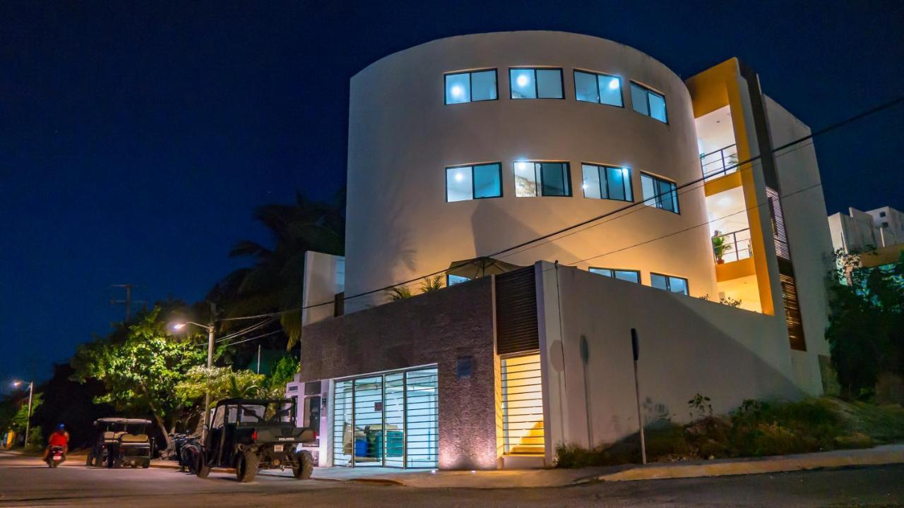 Sunset Isla Mujeres Aparthotel Exterior photo