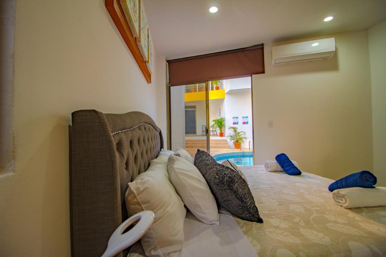 Sunset Isla Mujeres Aparthotel Exterior photo